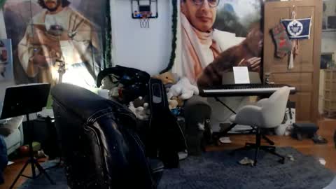 Katie online show from February 2026 07:14:01 AM