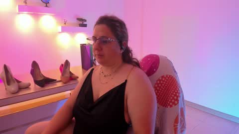 Katherine online show from September 2025 12:54:02 PM