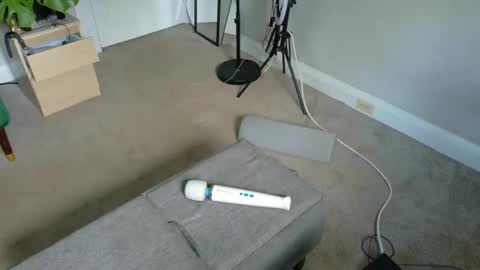 Kate online show from October 2025 07:47:02 PM