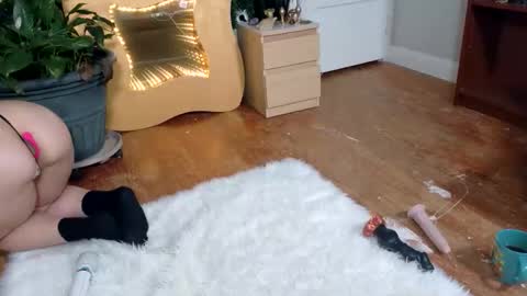 Kate online show from April 2026 10:02:02 AM