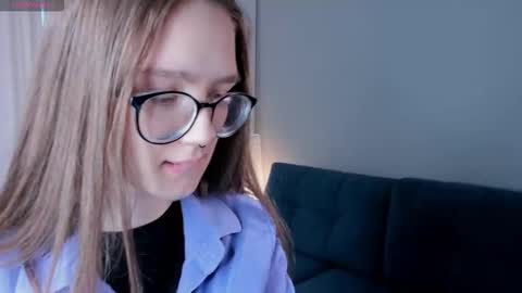 Scarlett online show from November 2025 08:40:01 AM