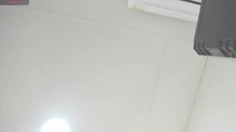 Snapshot of katitaluxury_hot chatting on February 2026 01:15:02 AM katitaluxury_hot online show from February 2026 01:15:02 AM