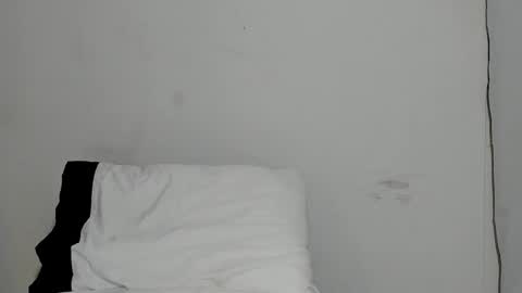 Snapshot of katrhin_66 chatting on February 2025 01:12:02 AM Kathrin online show from February 2025 01:12:02 AM