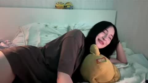 katrineb online show from July 2026 08:19:01 PM