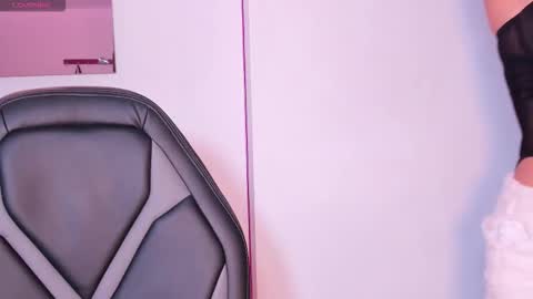 katta_martini_ online show from December 2025 03:29:01 PM