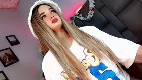 kattie_sweet_ online show from September 2025 10:25:01 PM