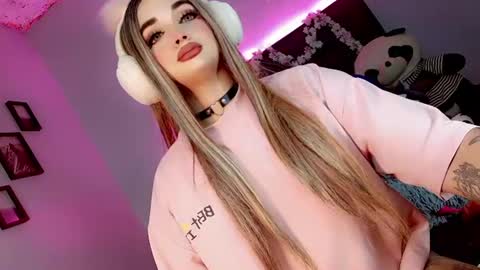 Snapshot of kattie_sweet_ chatting on November 2025 08:42:02 PM kattie_sweet_ online show from November 2025 08:42:02 PM