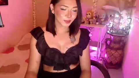 Snapshot of kattiecurrent chatting on October 2025 11:27:02 PM Saisy online show from October 2025 11:27:02 PM