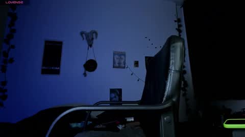 kattx   independent model online show from November 2025 05:42:02 AM