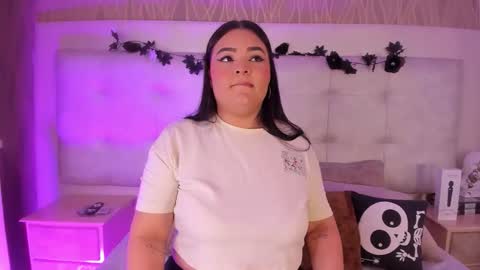 Snapshot of kattyarogers chatting on November 2025 07:48:02 PM KattyaRogers online show from November 2025 07:48:02 PM