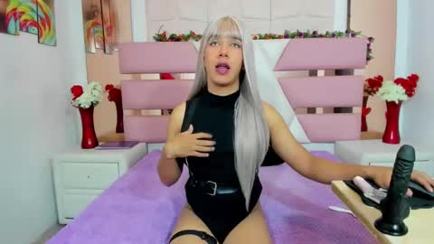 KattyJener online show from April 2026 02:20:02 AM