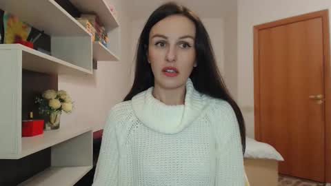 KattySapphire online show from March 2026 02:45:01 PM