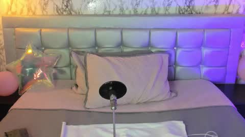 Katty  online show from March 2026 03:27:01 PM