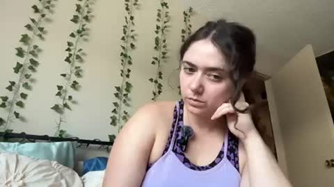 Snapshot of katxxgolding chatting on June 2026 07:16:02 PM Princesse Kat online show from June 2026 07:16:02 PM