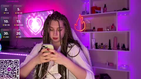 Olivia online show from April 2026 08:06:01 PM