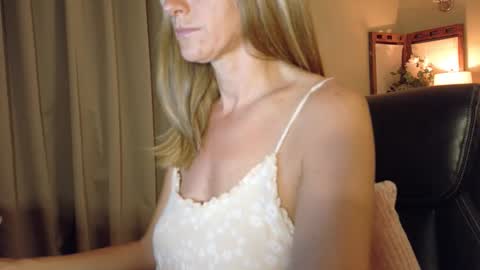 Katy online show from April 2026 01:42:01 AM