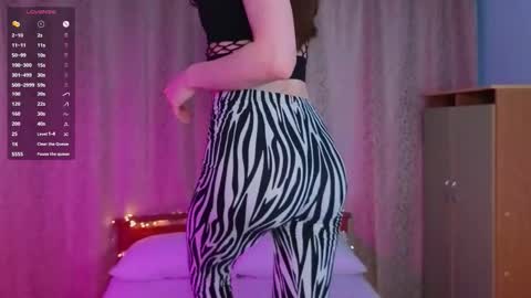 katy_st_james online show from February 2026 07:51:01 AM