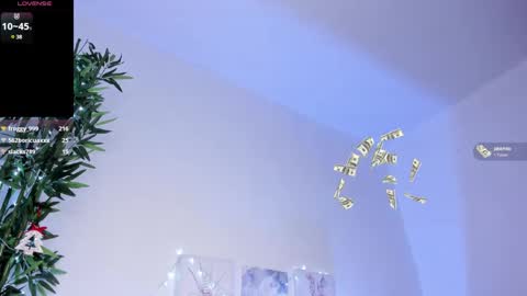 Snapshot of katya_rogerss chatting on December 2024 03:09:01 AM katya online show from December 2024 03:09:01 AM