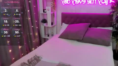 Kate online show from November 2025 03:27:01 AM