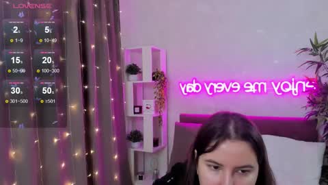 Kate online show from November 2025 03:18:02 AM