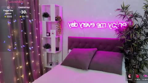 Kate online show from January 2026 05:12:01 AM