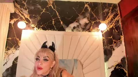 Snapshot of katyhornymilfsexy chatting on May 2026 12:02:02 PM katy online show from May 2026 12:02:02 PM