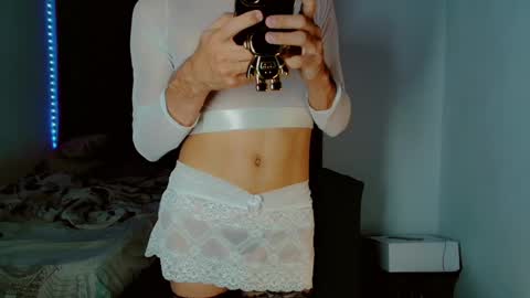 KATY online show from September 2025 10:35:02 PM