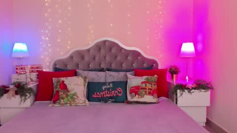 Snapshot of katymeaw chatting on December 2025 01:11:01 AM katymeaw online show from December 2025 01:11:01 AM