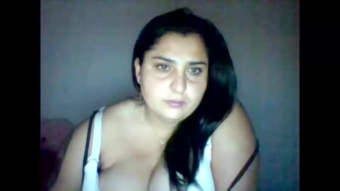 Snapshot of katymelissa chatting on November 2025 05:29:02 AM katymelissa online show from November 2025 05:29:02 AM