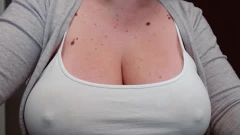 Katy online show from November 2025 03:12:01 AM