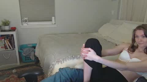 Katy online show from April 2026 03:50:02 AM