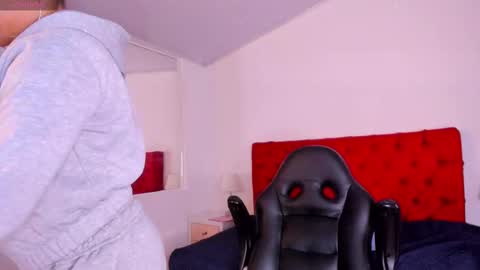 katyortiz online show from September 2025 11:50:01 PM