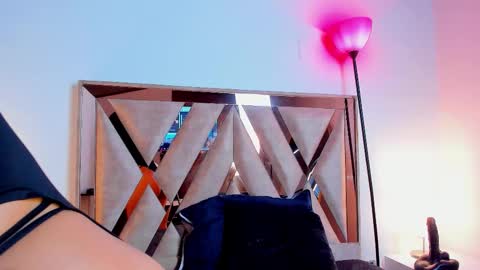 katyortiz online show from March 2026 11:37:01 AM