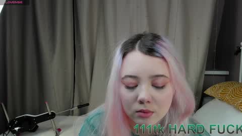 Snapshot of kawaii_yuki chatting on December 2024 01:04:02 AM Yuki  online show from December 2024 01:04:02 AM