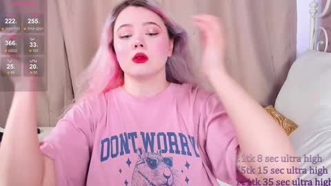 Snapshot of kawaii_yuki chatting on January 2025 09:02:02 AM Yuki  online show from January 2025 09:02:02 AM