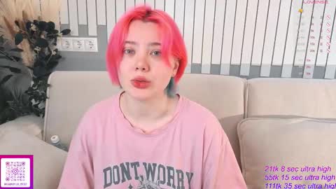 Yuki  online show from November 2025 05:28:02 AM