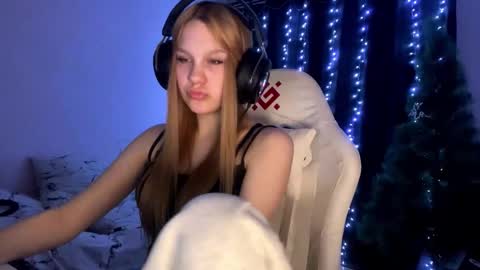 Amia online show from February 2026 06:04:01 PM