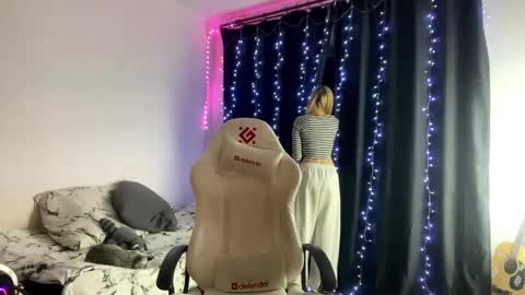 Amia online show from March 2026 05:52:01 PM