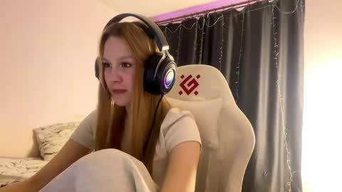 Amia online show from April 2026 02:22:01 PM