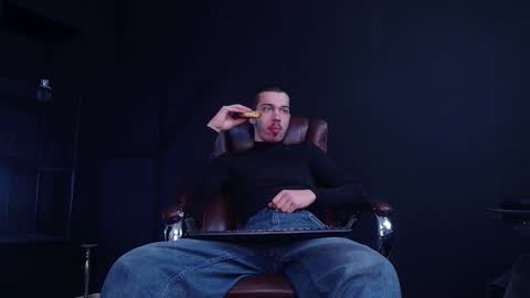 Snapshot of kaydendrew chatting on December 2025 05:46:01 AM KaydenDrew online show from December 2025 05:46:01 AM