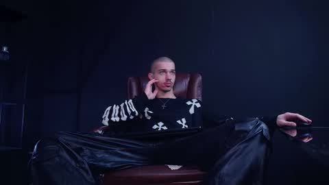 Snapshot of kaydendrew chatting on December 2025 05:25:02 AM KaydenDrew online show from December 2025 05:25:02 AM