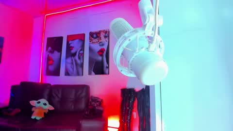 CAMILA online show from February 2025 02:52:02 PM