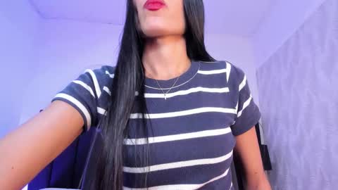 Kayla  online show from December 2025 11:39:02 AM