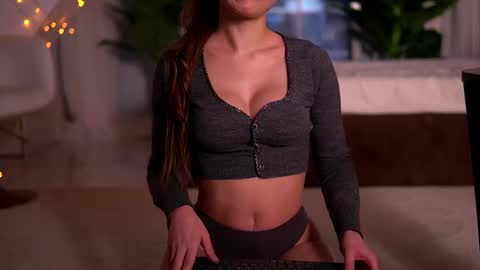 kaylabray online show from February 2026 05:15:01 AM