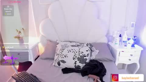 Snapshot of kaylachannell chatting on June 2026 03:40:01 AM kaylachannell online show from June 2026 03:40:01 AM