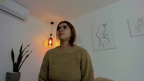      K A Y L A      online show from October 2025 11:47:01 AM