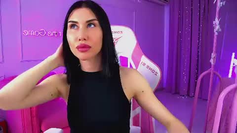 Kayla online show from June 2026 06:32:01 PM