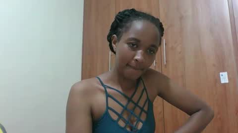 kaylar online show from April 2026 04:11:01 AM