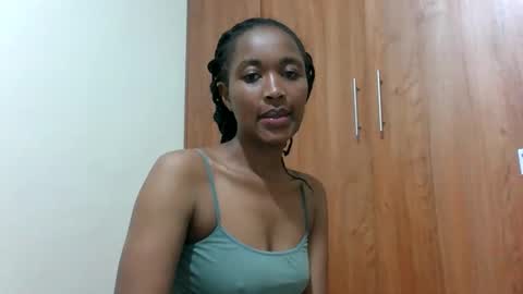 kaylar online show from May 2026 05:15:01 AM