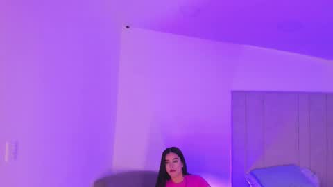 Kayla online show from February 2025 01:57:01 AM